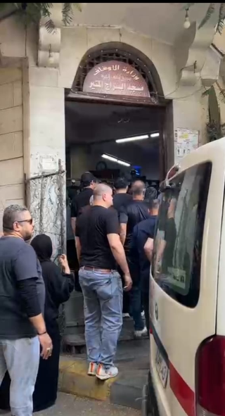 وصول جثمان السيناريست أحمد عبد الله إلى مسجد الشرطة لأداء صلاة الجنازة