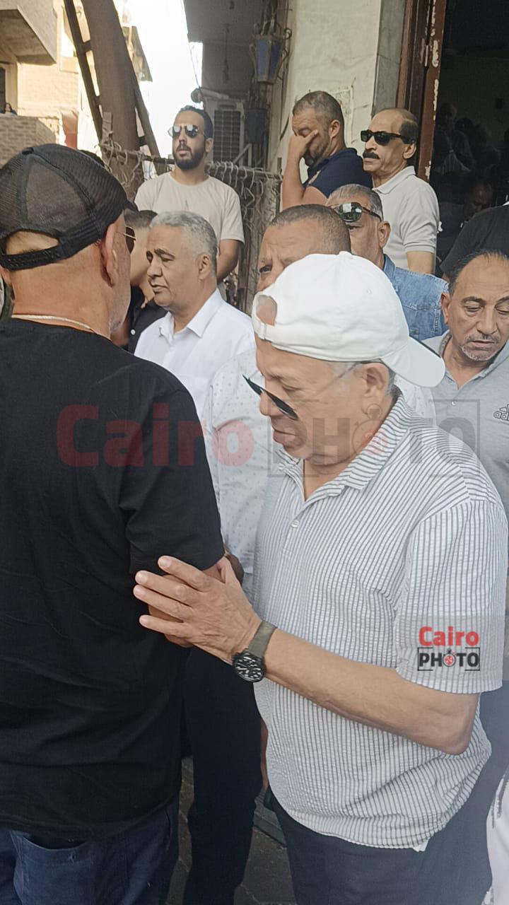 خروج جثمان أحمد عبد الله من مسجد السراج المنير لنقله إلى مثواه الأخير