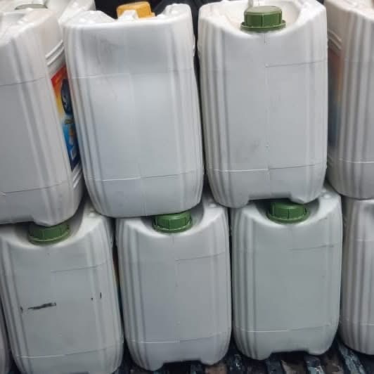 ضبط نصف طن زيوت طعام مجهولة المصدر بالأقصر 