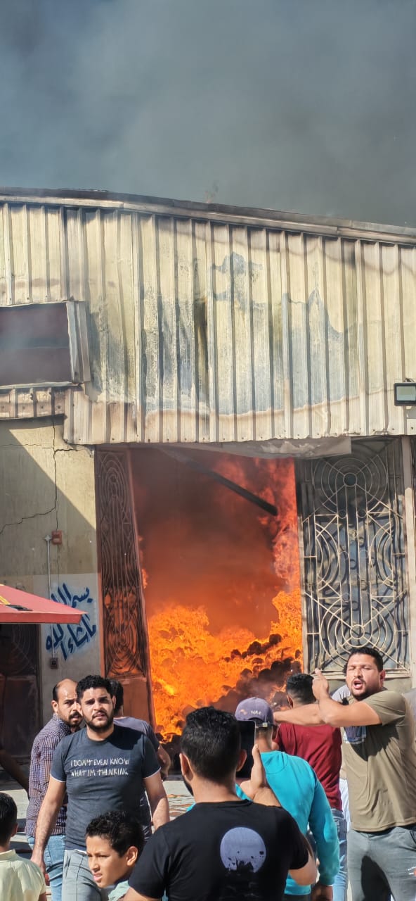 حريق مخزن مصنع ملابس