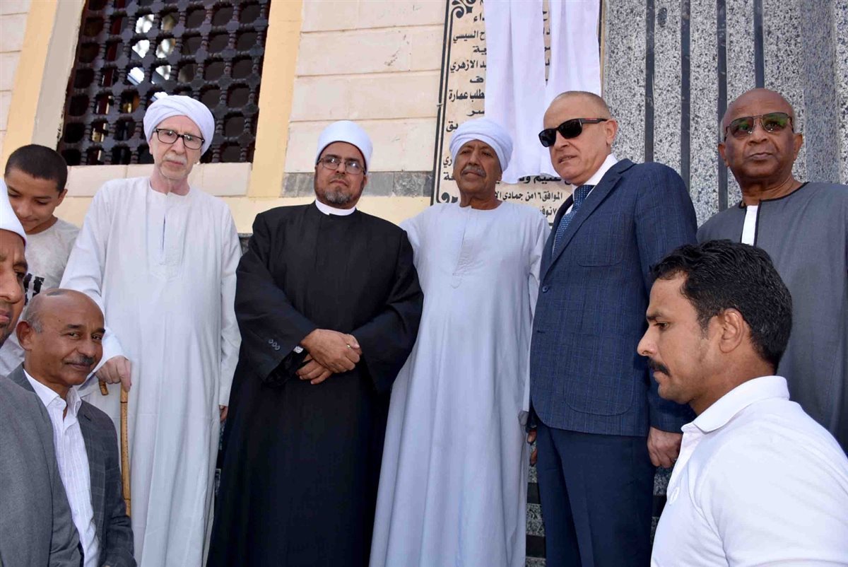 محافظ الأقصر يفتتح مسجد جديد