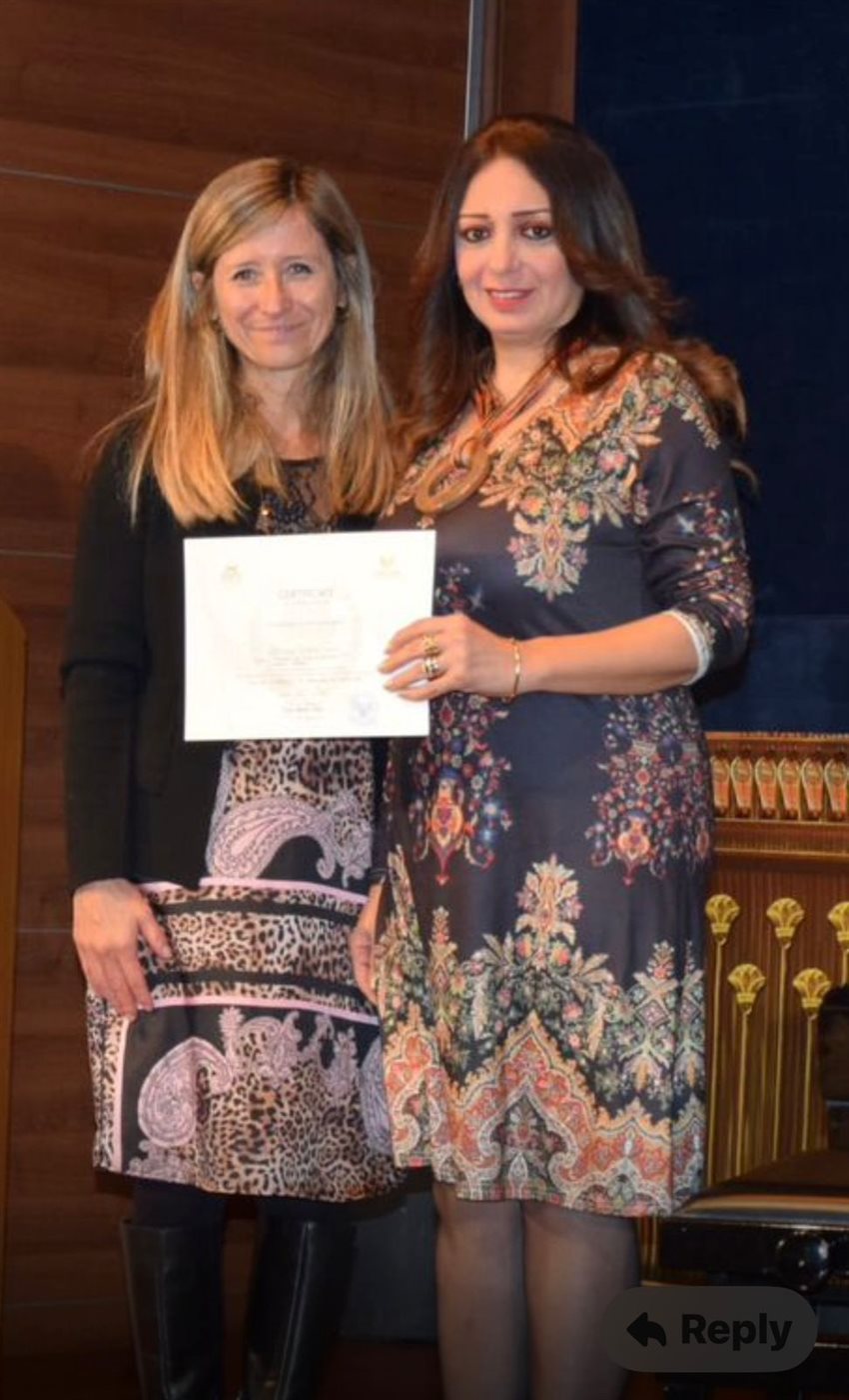 الدكتورة رانيا يحيى الدكتورة سيمونا كاروزي