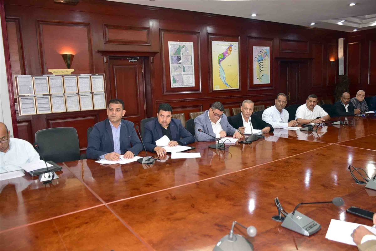 اجتماع محافظ الأقصر 