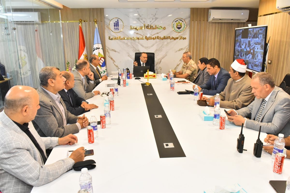 محافظ أسيوط