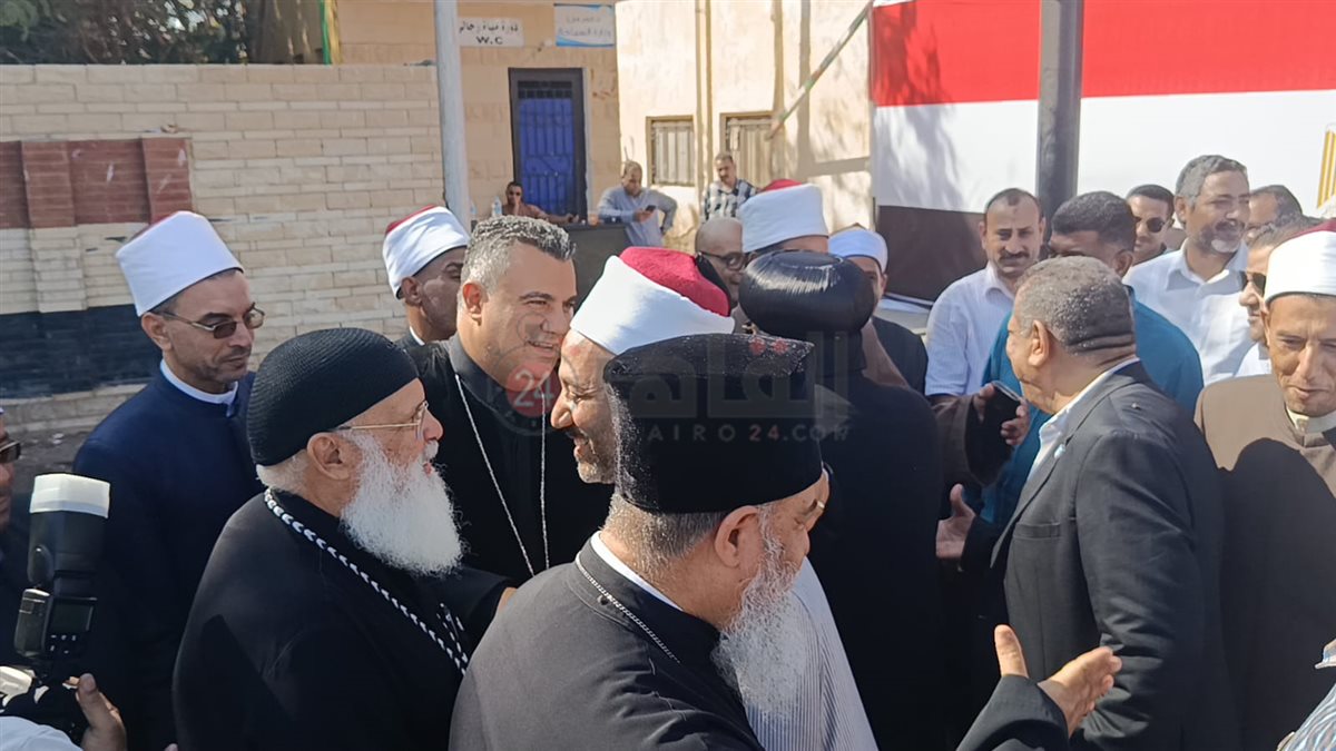 رجال الدين الإسلامي والمسيحي أمام اللجان الانتخابية بالغردقة
