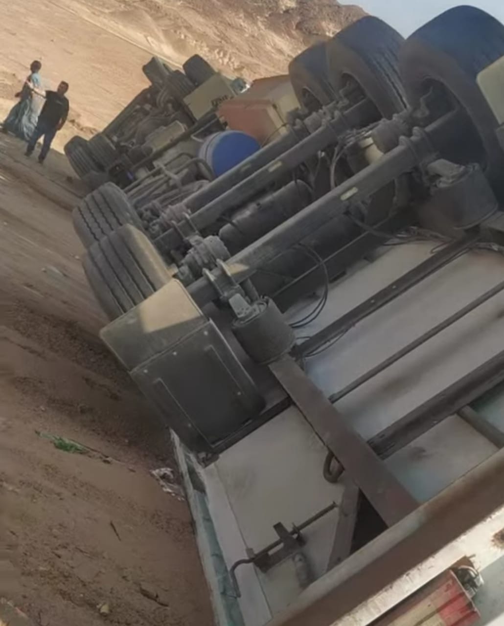 السيارة المتسببة في الحادث بطريق شرم الشيخ 