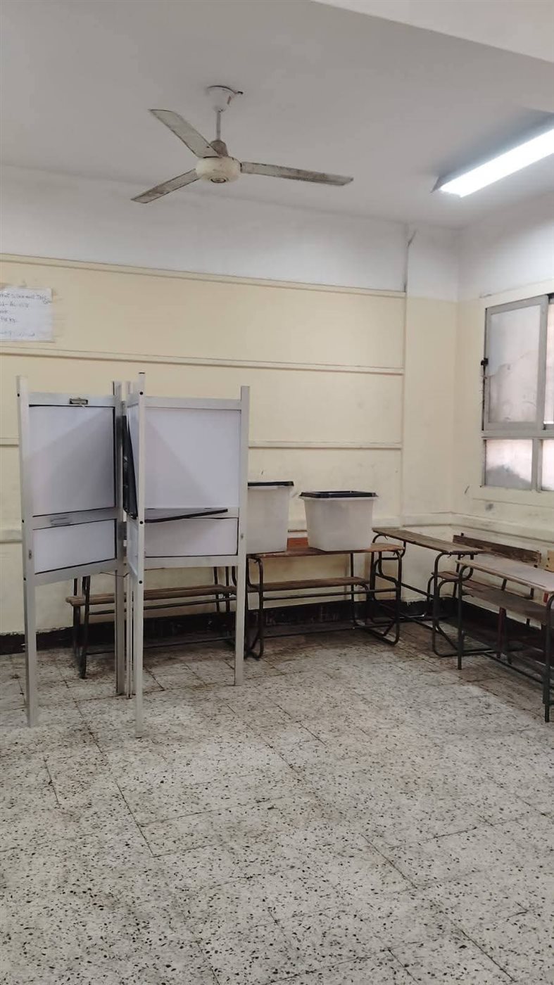 أعمال تجهيز المدارس المقرر استخدامها كمقار انتخابية