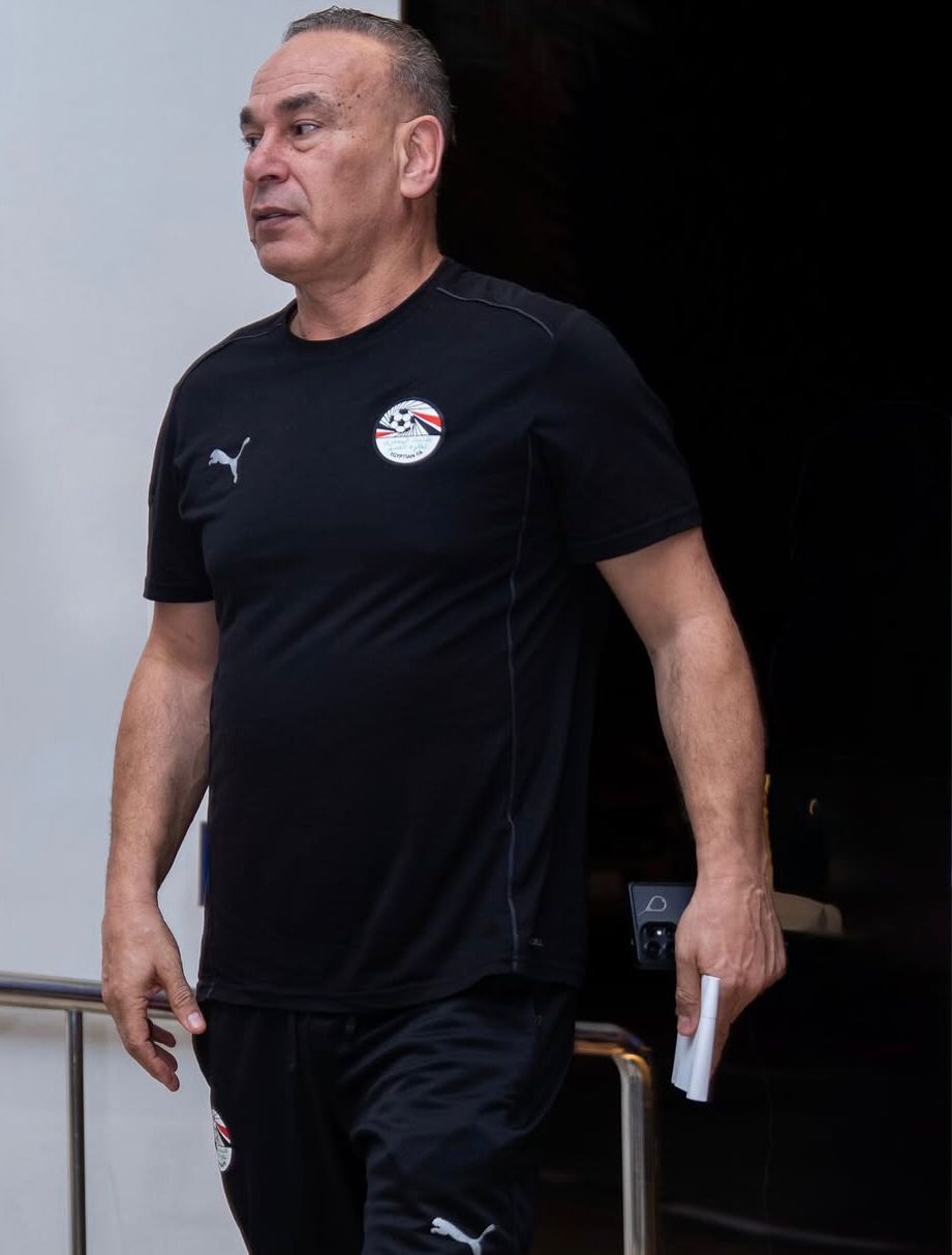 وصول لاعبي منتخب مصر وجهازه الفني إلى مقر معسكره بالإمارات