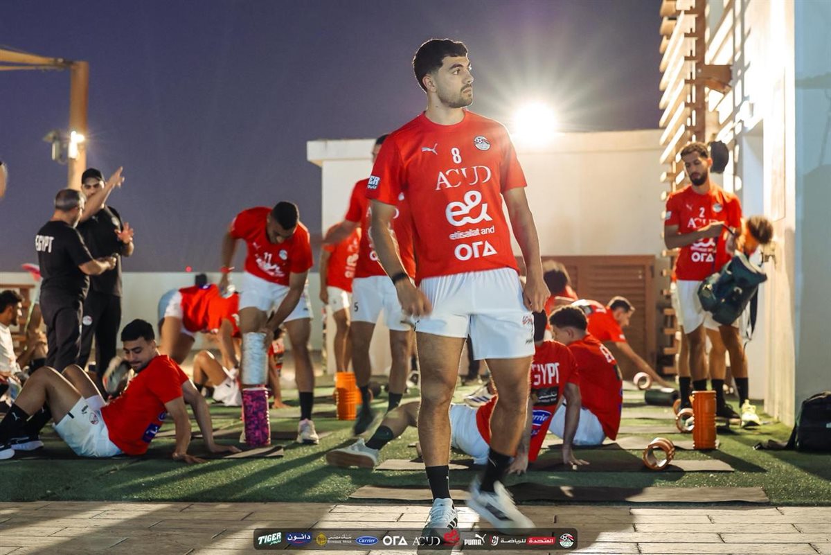 مران استشفائي للاعبي منتخب مصر (6)