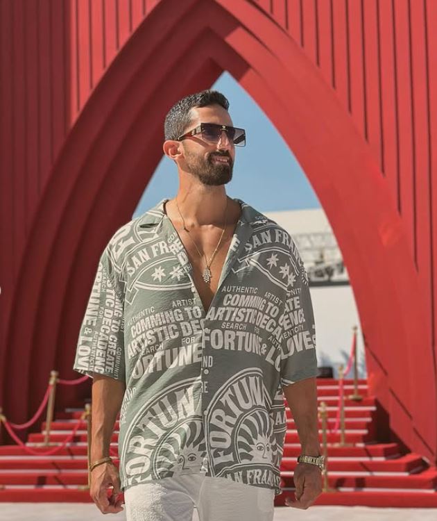 صور أحمد تيمور زوج مي عز الدين