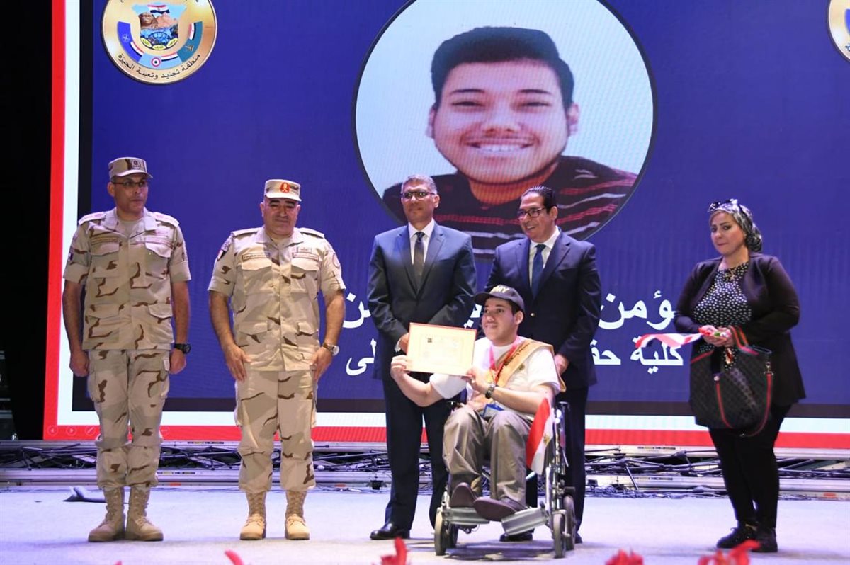 إدارة التجنيد والتعبئة تقدم التيسيرات التجنيدية لأبناء الوطن من ذوى الهمم بعدد من المحافظات