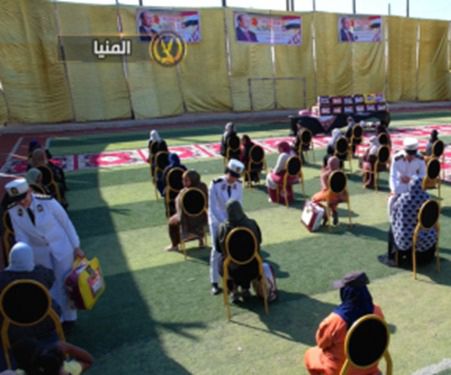 الداخلية تواصل فعاليات مبادرة كلنا واحد بداية شتاء دافئ لتوزيع الهدايا والمستلزمات الشتوية