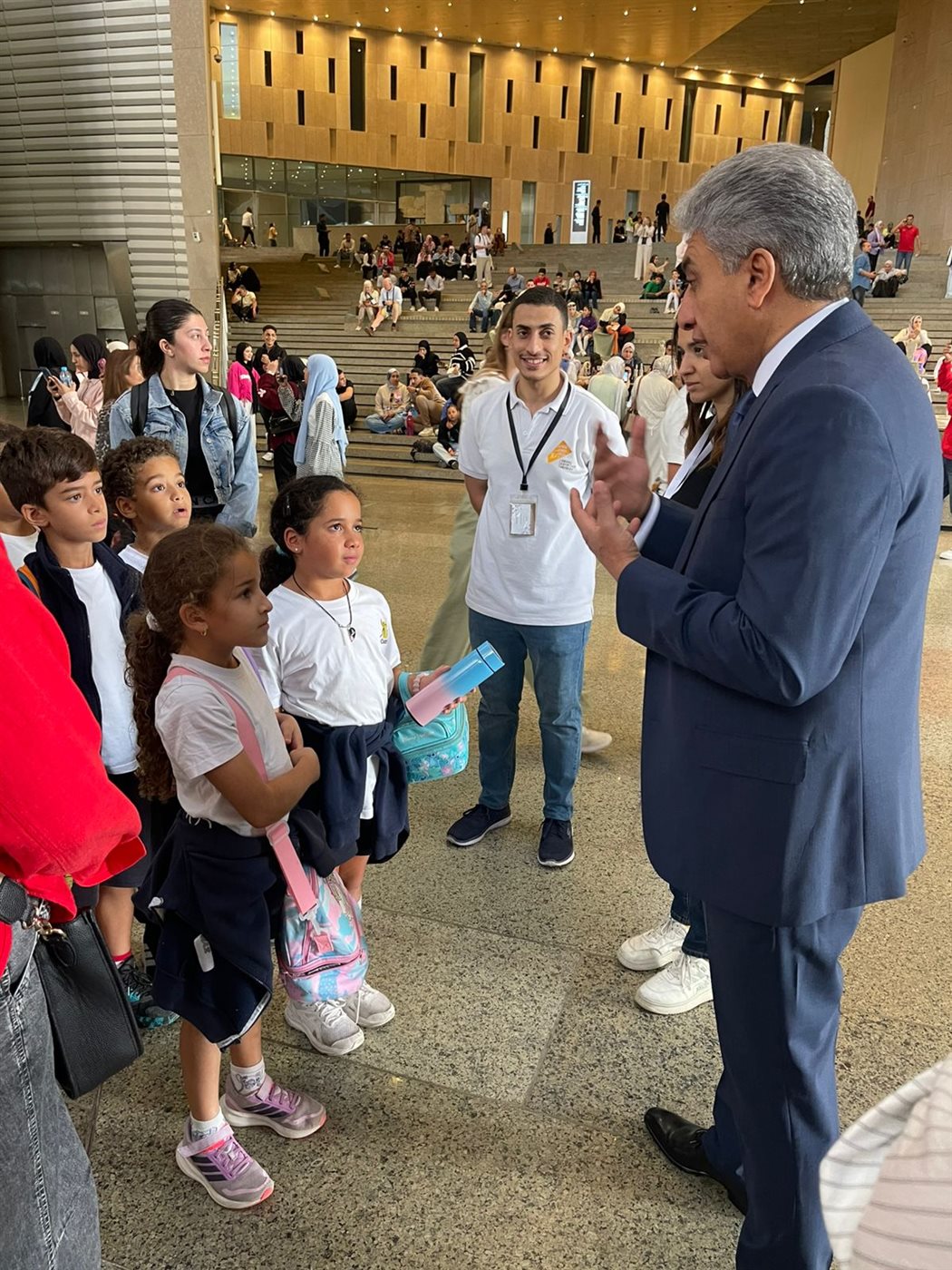 السيد شريف فتحي وزير السياحة والآثار