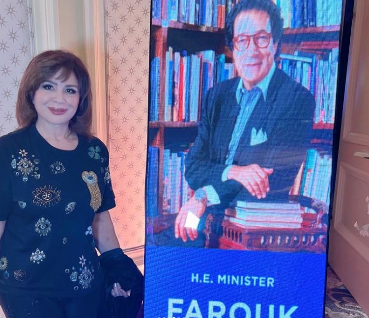 <strong>مؤسسة كيميت بطرس غالي للسلام والمعرفة تكرم فاروق حسني </strong>