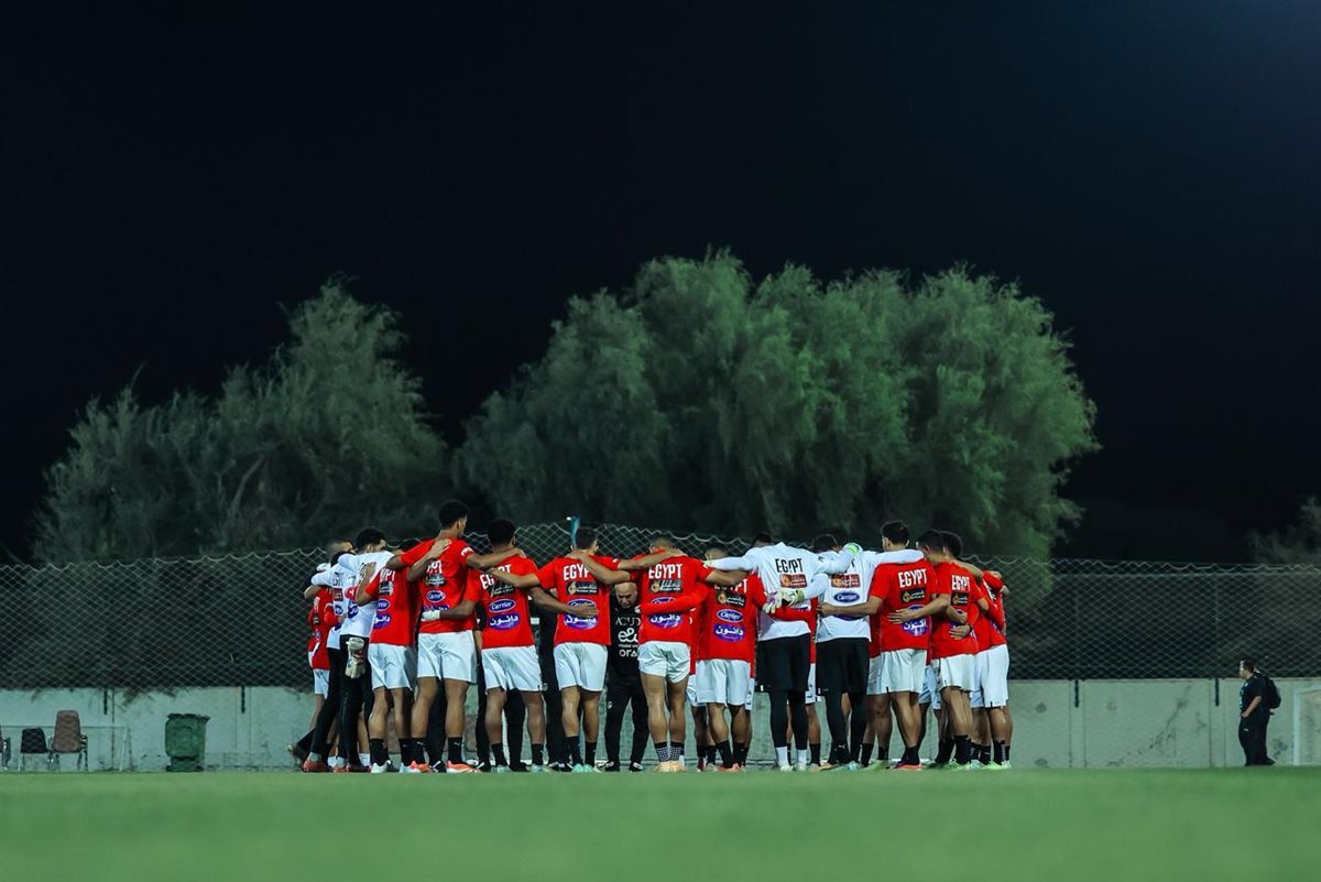 <strong>منتخب مصر يختتم تدريباته استعدادا لمواجهة أوزبكستان غدا </strong>