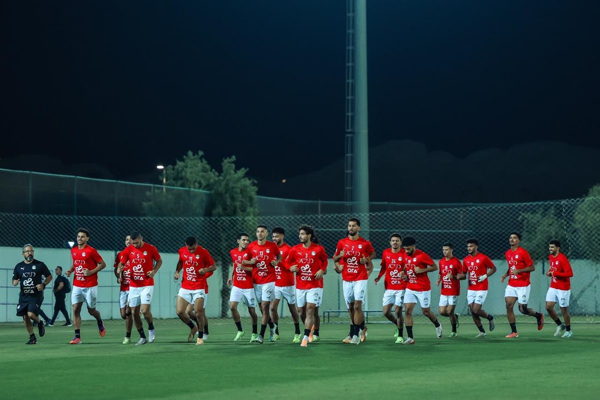 <strong>منتخب مصر يختتم تدريباته استعدادا لمواجهة أوزبكستان غدا </strong>