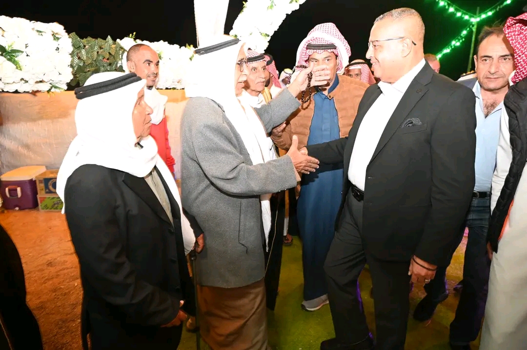 محافظ جنوب سيناء يشهد حفل زفاف بدوي جماعي في مدينة دهب