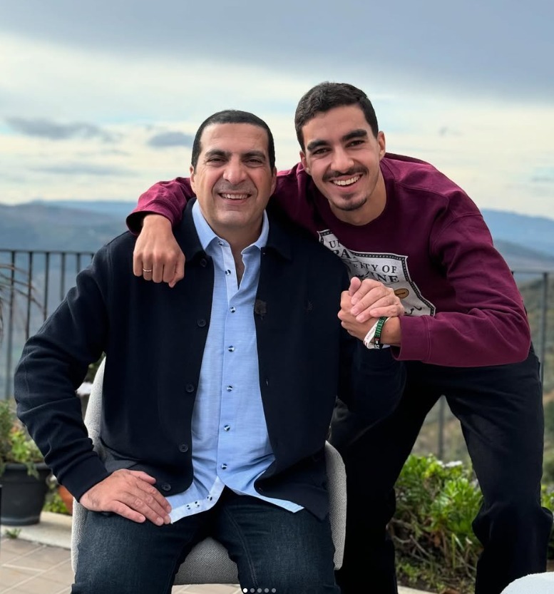 الداعية عمرو خالد ونجله علي