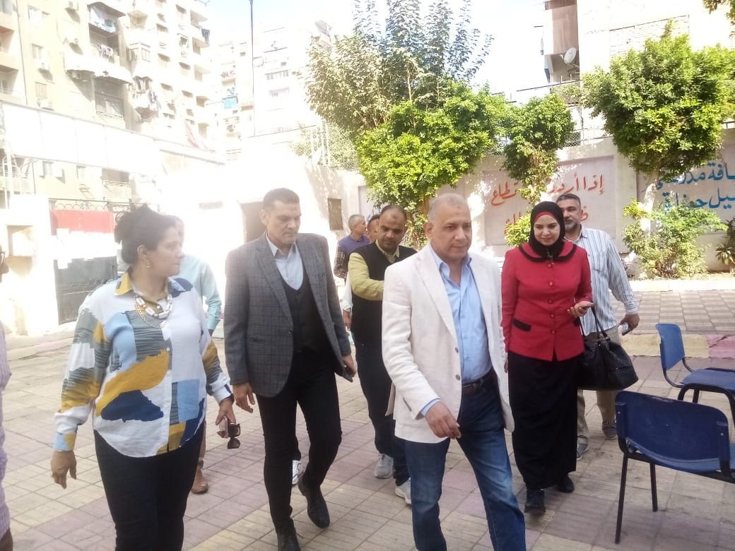 جولة تفقدية بحي الزيتون لمراجعة جاهزية مقار لجان انتخابات مجلس النواب