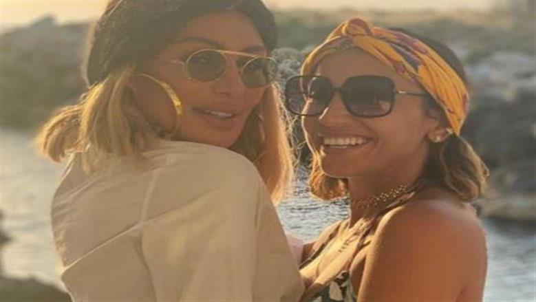 دينا الشربيني ومايا دياب