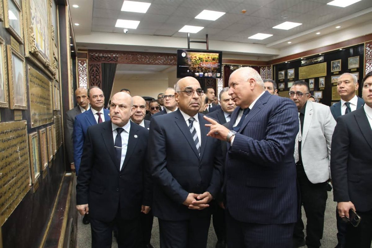 جولة وزير العدل بالوادى الجديد