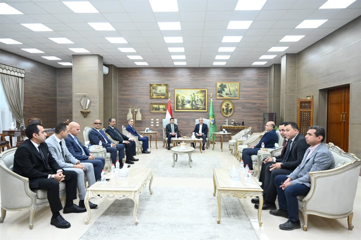 وزير الرياضة ومحافظ الإسماعيلية واللجنة المؤقتة لإدارة الإسماعيلي