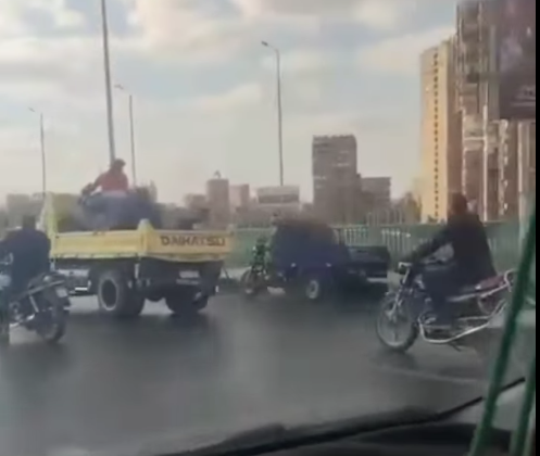 جانب من مطاردة السيارت للتروسيكل أعلى الطريق الدائري