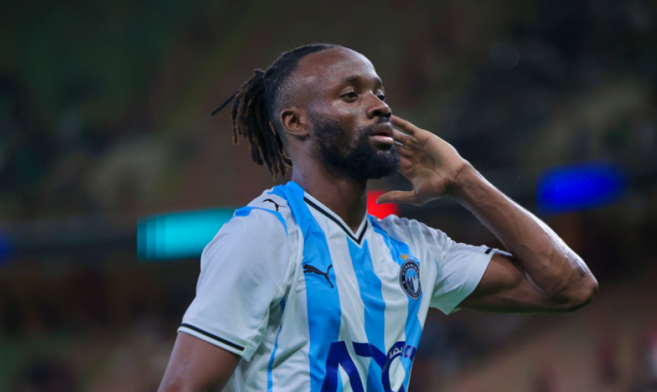 فيستون ماييلي لاعب نادي بيراميدز ومنتخب الكونغو الديمقراطية