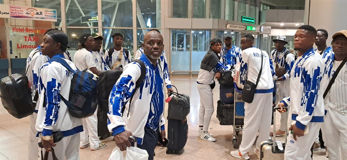 <strong>بعثة ريفرز يونايتد تصل القاهرة استعدادًا لمواجهة بيراميدز في افتتاح مجموعات دوري الأبطال</strong>