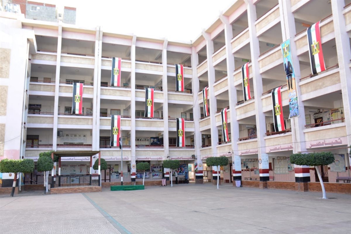 محافظ الدقهلية يتفقد استعدادات اللجان الانتخابية