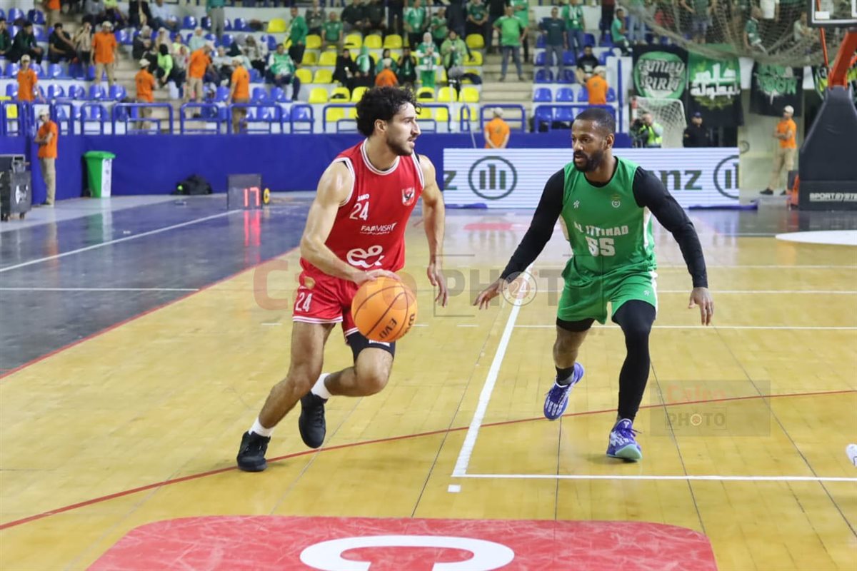 فوز الاتحاد السكندري على الأهلي في مباراة الفريق الأول بنهائي دوري المرتبط لكرة السلة<br>