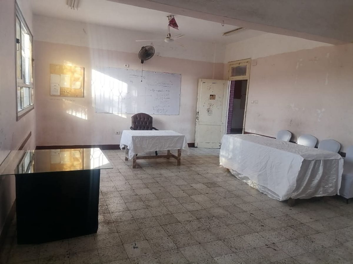 محافظ جنوب سيناء يؤكد جاهزية اللجان الانتخابية 