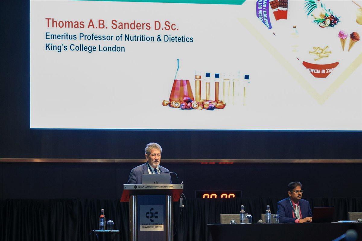 مؤتمر تحت رعاية وزارة الزراعة والسلع MPOS وندوة التغذية بالتعاون مع MPOC نوفمبر 2025 قاعة المؤتمرات