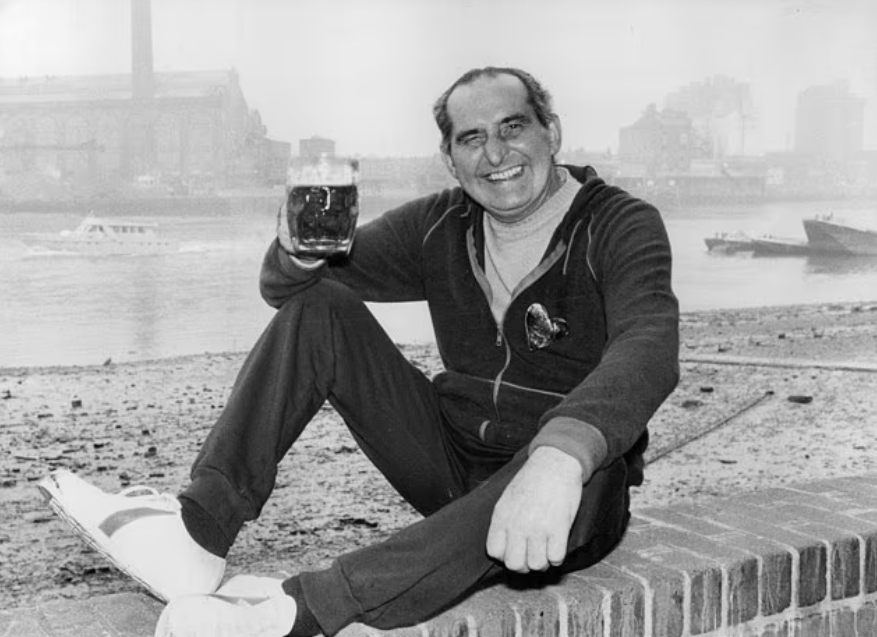 تيرينس إنجليش