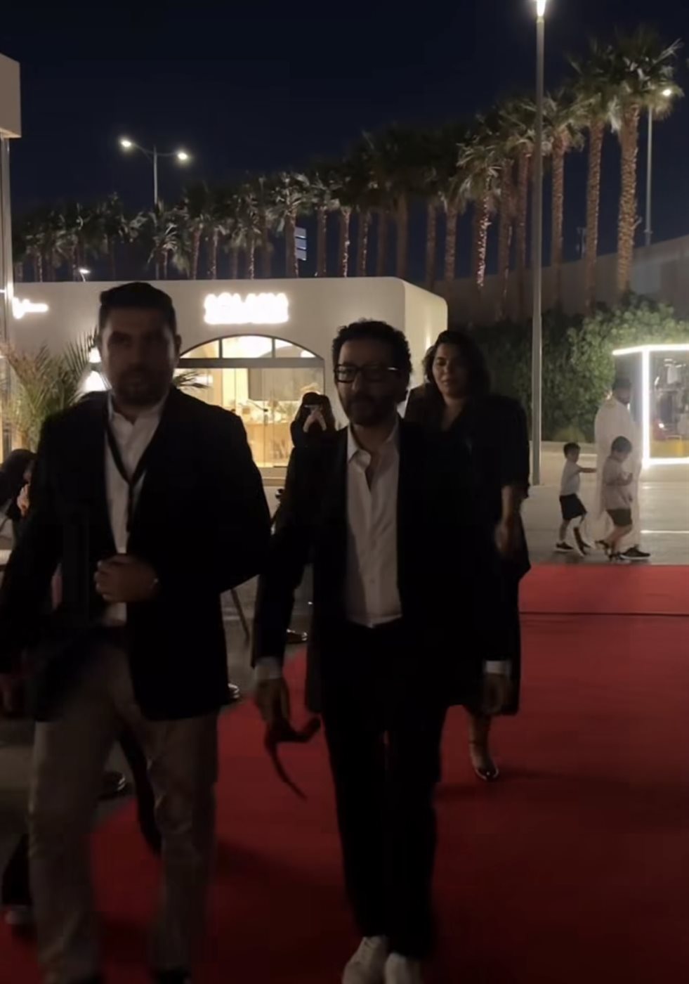 توافد نجوم الفن على ريد كاربت مهرجان ضيافة