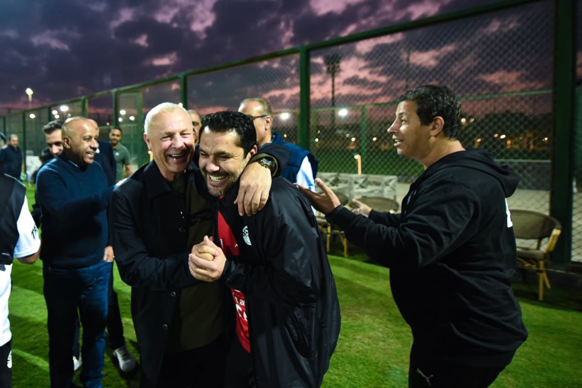 هاني أبوريدة يدعم لاعبي منتخب كأس العرب في مران اليوم