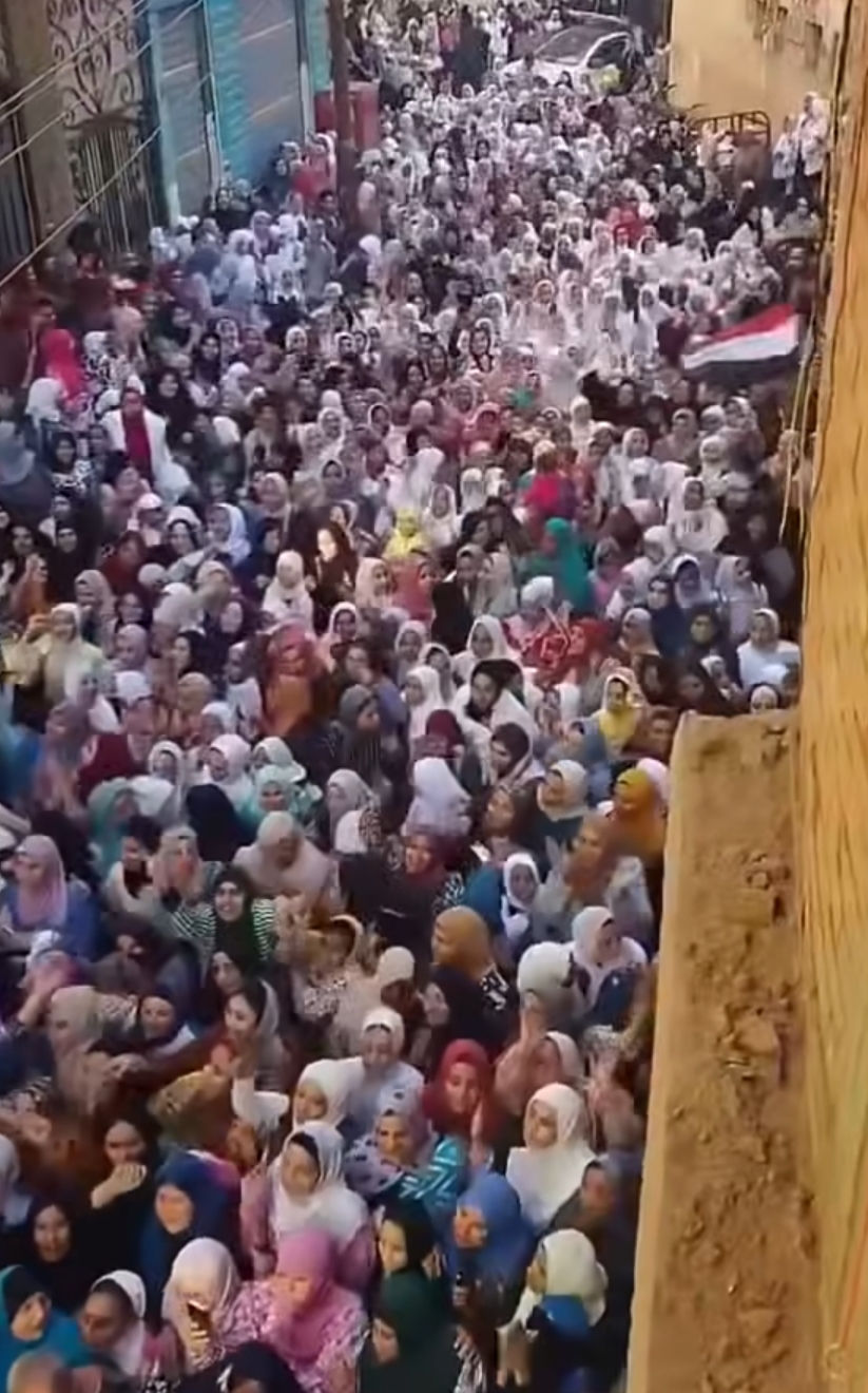 مسيرة نسائية حاشدة في المنوفية