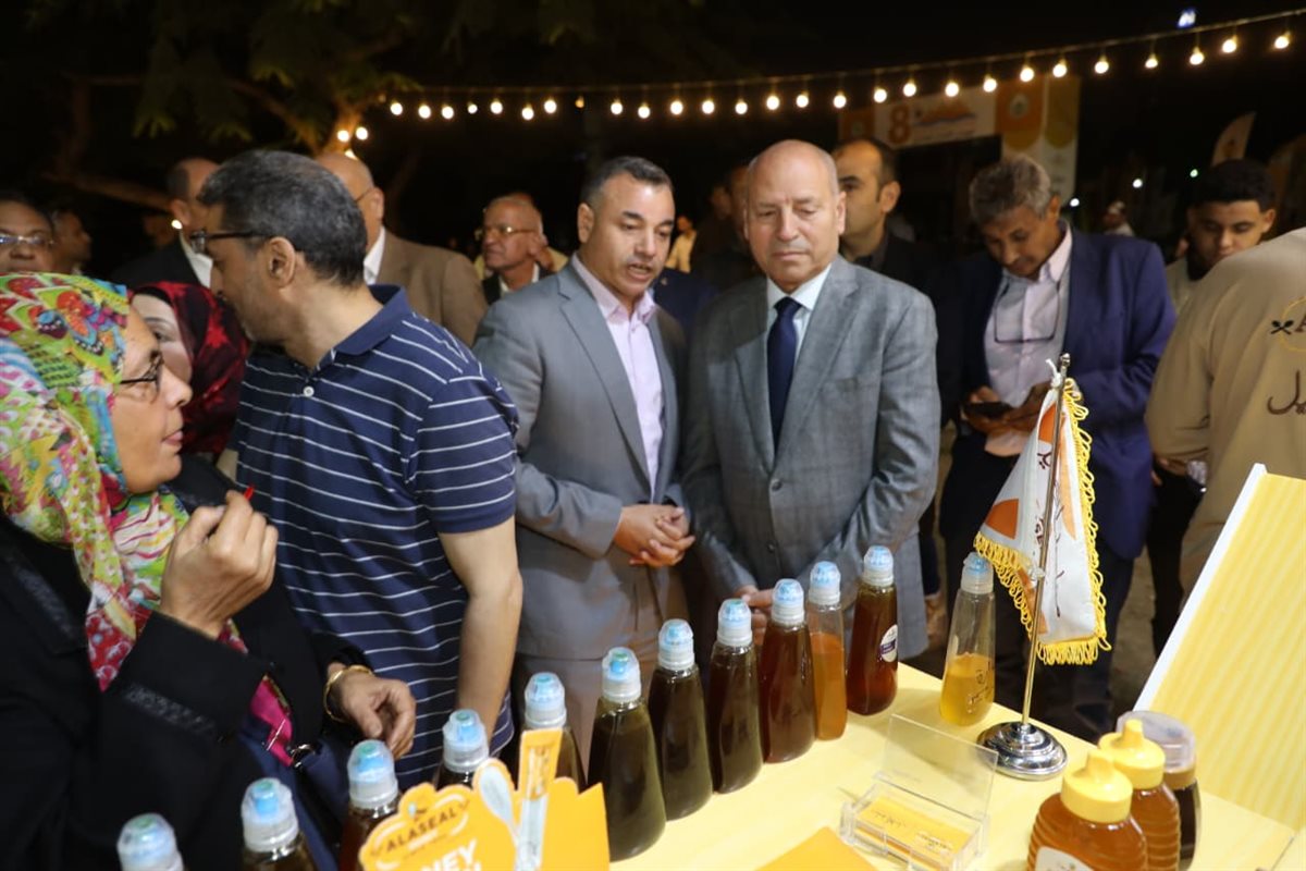 جانب من الافتتاح 