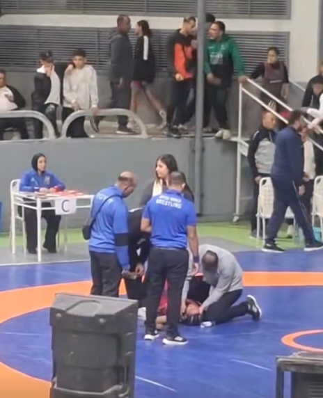 إصابة لاعبة المصارعة