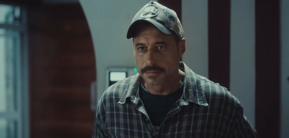 أحمد السعدني في برومو مسلسل لا ترد ولا تستبدل