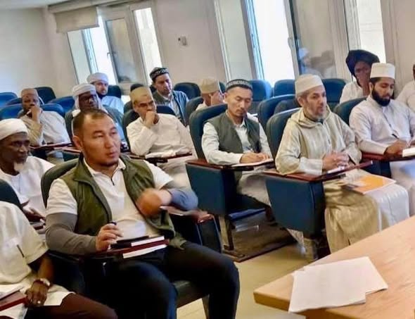  أكاديمية الأزهر العالمية تواصل تنفيذ فعاليات برنامج إعداد الداعية المعاصر للأئمة الوافدين