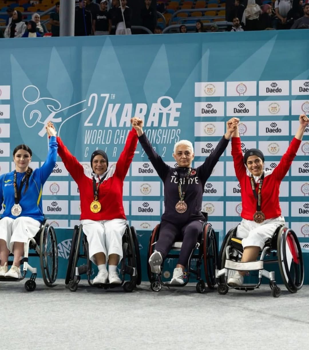 موظفة بكلية التربية تحصد أول ذهبية عالمية لمصر والعرب