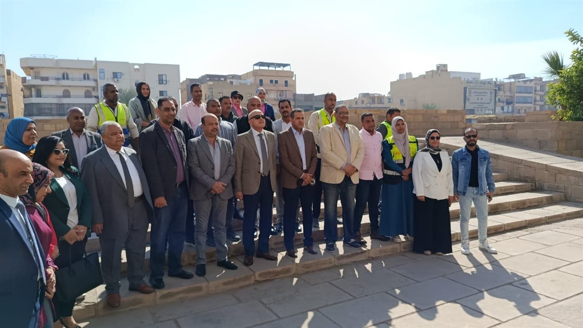 محافظ الأقصر يفتتح أعمال تطوير مكتبة مصر العامة