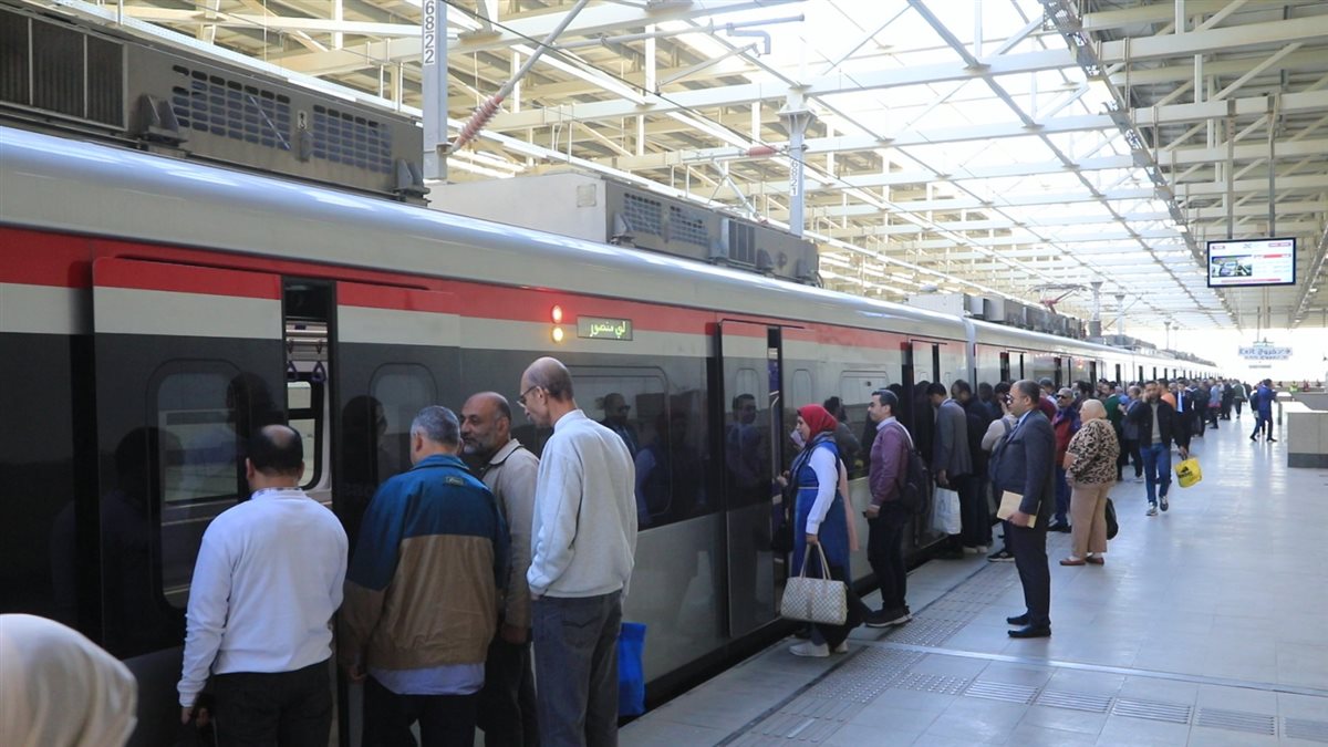 القطار الكهربائي الخفيف