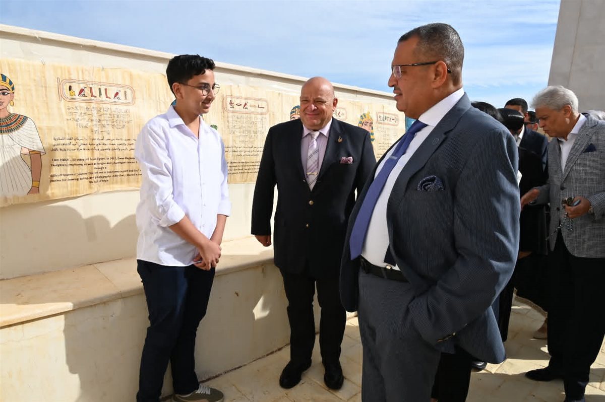 محافظ جنوب سيناء يزور متحف شرم الشيخ 