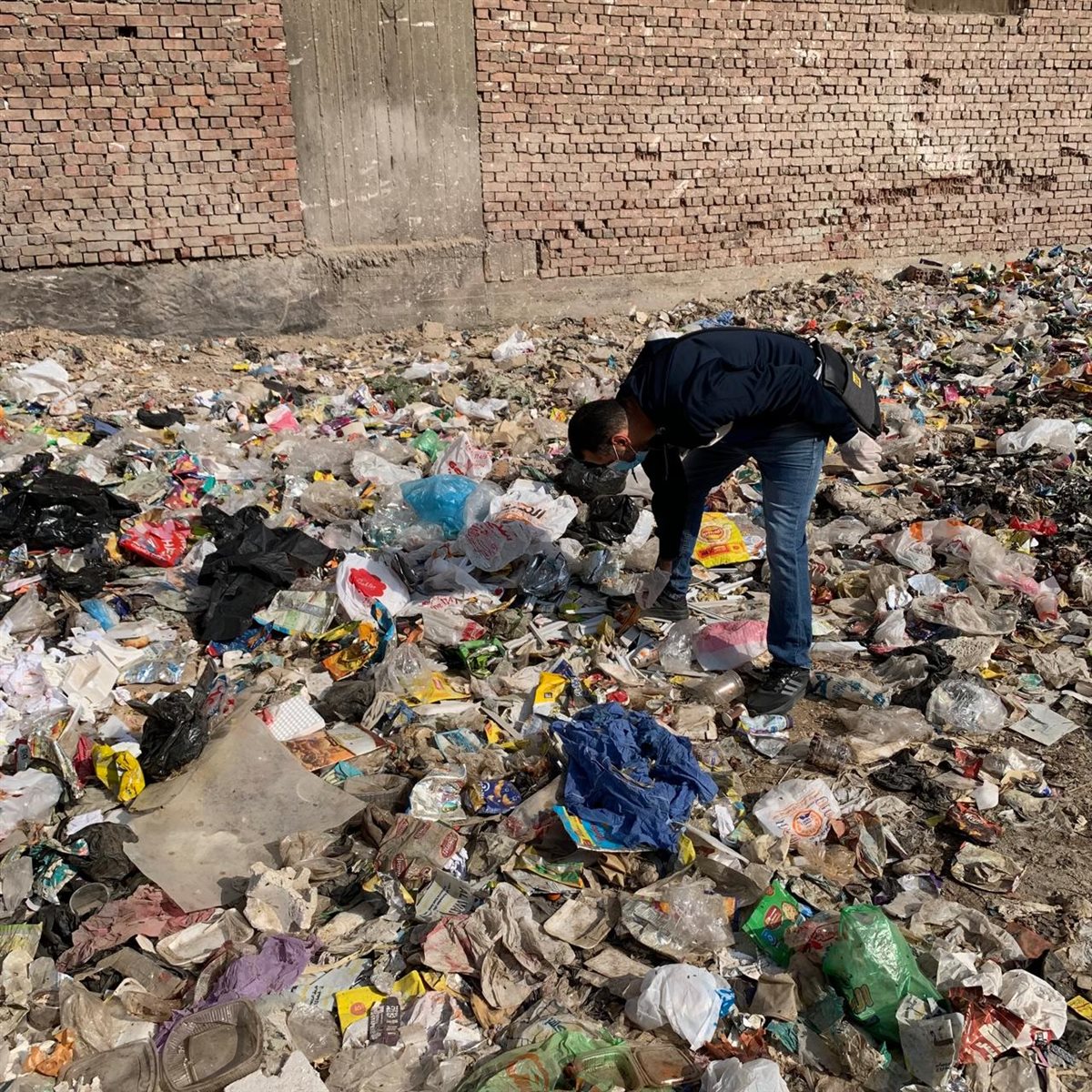 تحرك عاجل من �صحة الفيوم� بعد ضبط نفايات طبية خطرة وسط القمامة بمنطقة المسلة