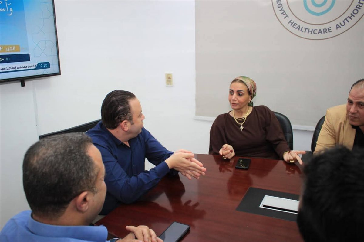 خلال الاجتماع