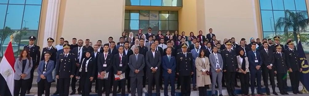 <strong>الداخلية تنظم ورشة عمل</strong>