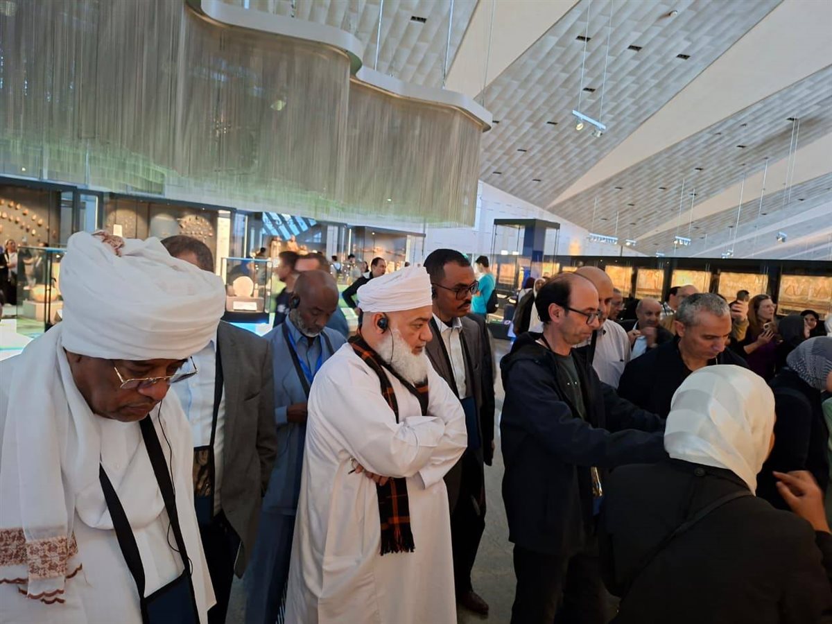 أعضاء المجلس التنفيذي للألكسو يزورون المتحف المصري الكبير