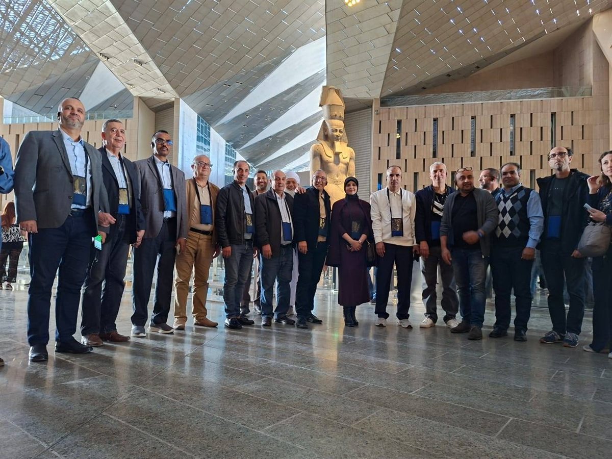 أعضاء المجلس التنفيذي للألكسو يزورون المتحف المصري الكبير